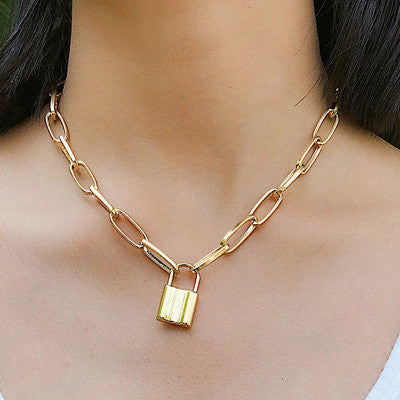 Stylish geometric elements necklaces - Echo Essence