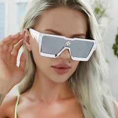 New Large Frame Trendy Sunglasses - Echo Essence