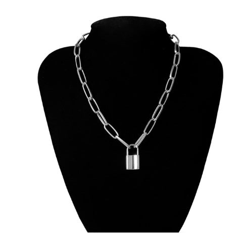 Stylish geometric elements necklaces - Echo Essence