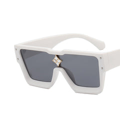 New Large Frame Trendy Sunglasses - Echo Essence