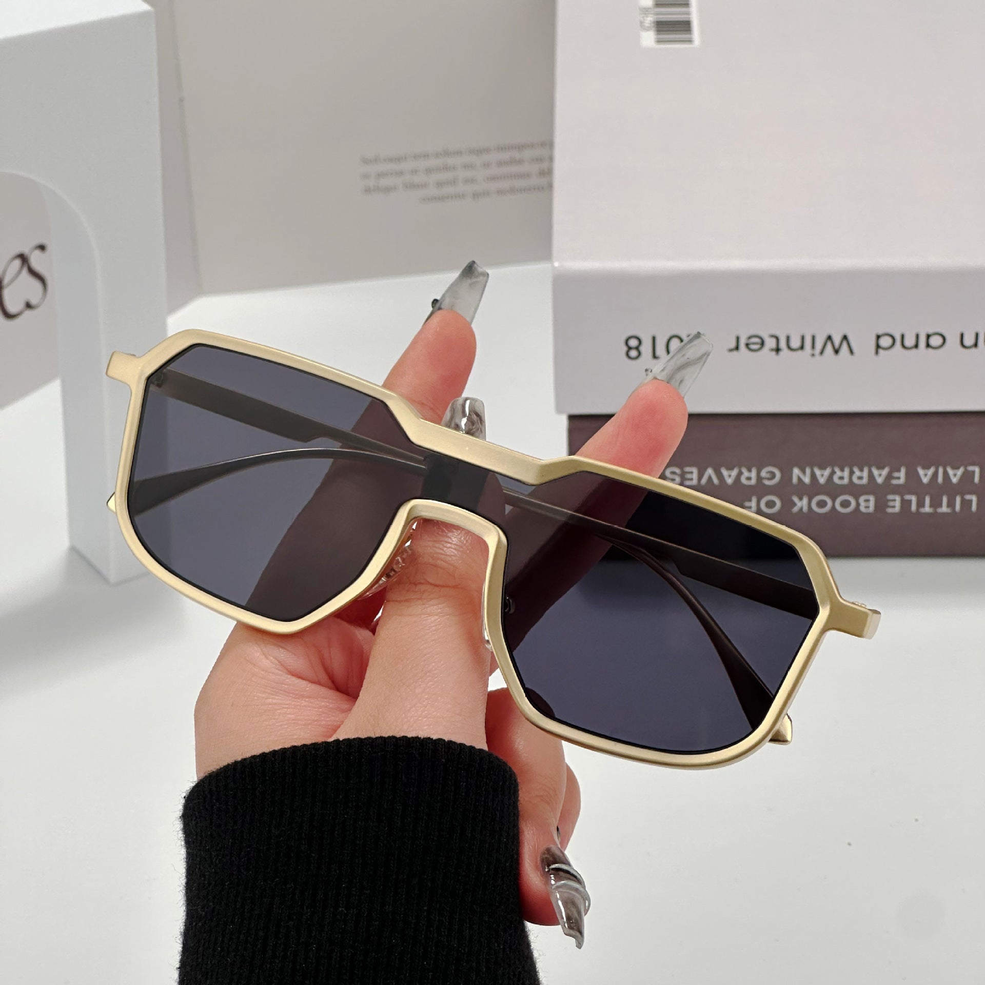 One-piece Street Shooting Trendy Cool Sunglasses - Echo Essence